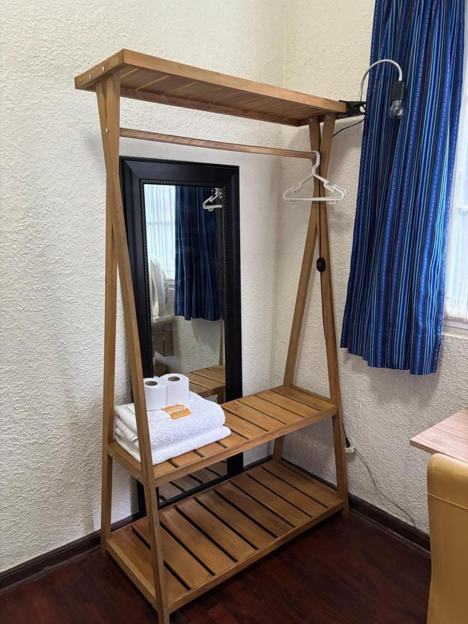 La Casona Azul Bed & Breakfast Лима Екстериор снимка